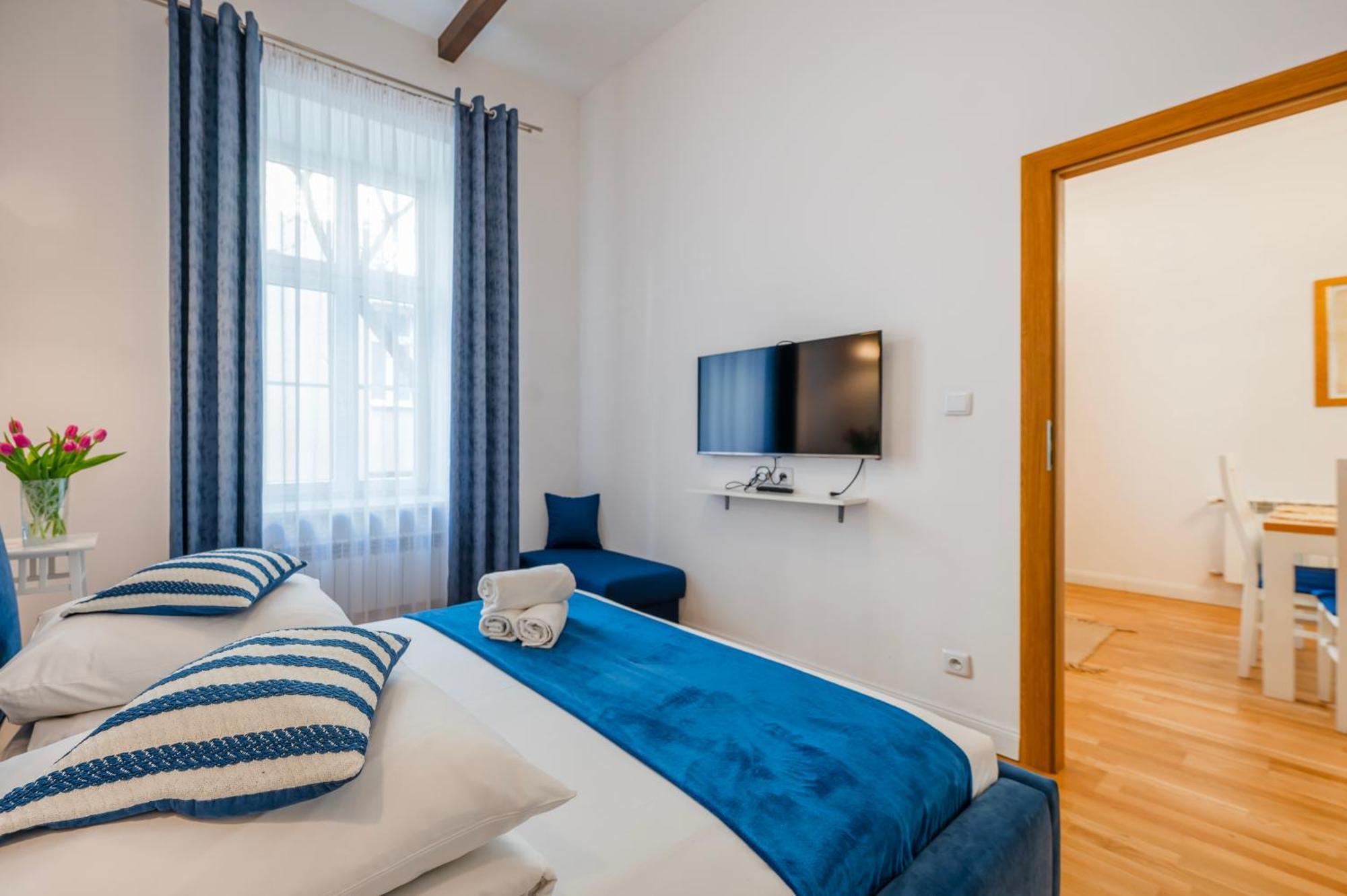 Апартаменты Wenecja Parking Gratis Moxy Te&Am Cracow Краков Экстерьер фото